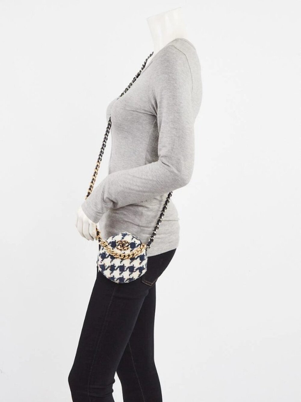Chanel Blue/White Tweed Chanel 19 Round Clutch Bag - Picture 6 of 11